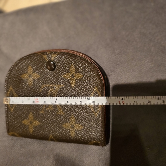 Louis Vuitton Monogram Wallet - Picture 6 of 11